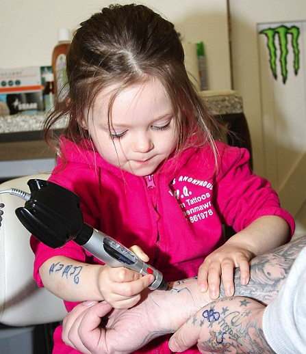 Chuck s Weird World 3 Year Old Tattoo Artist chuck-s-weird-world-3-year-old-tattoo-artist