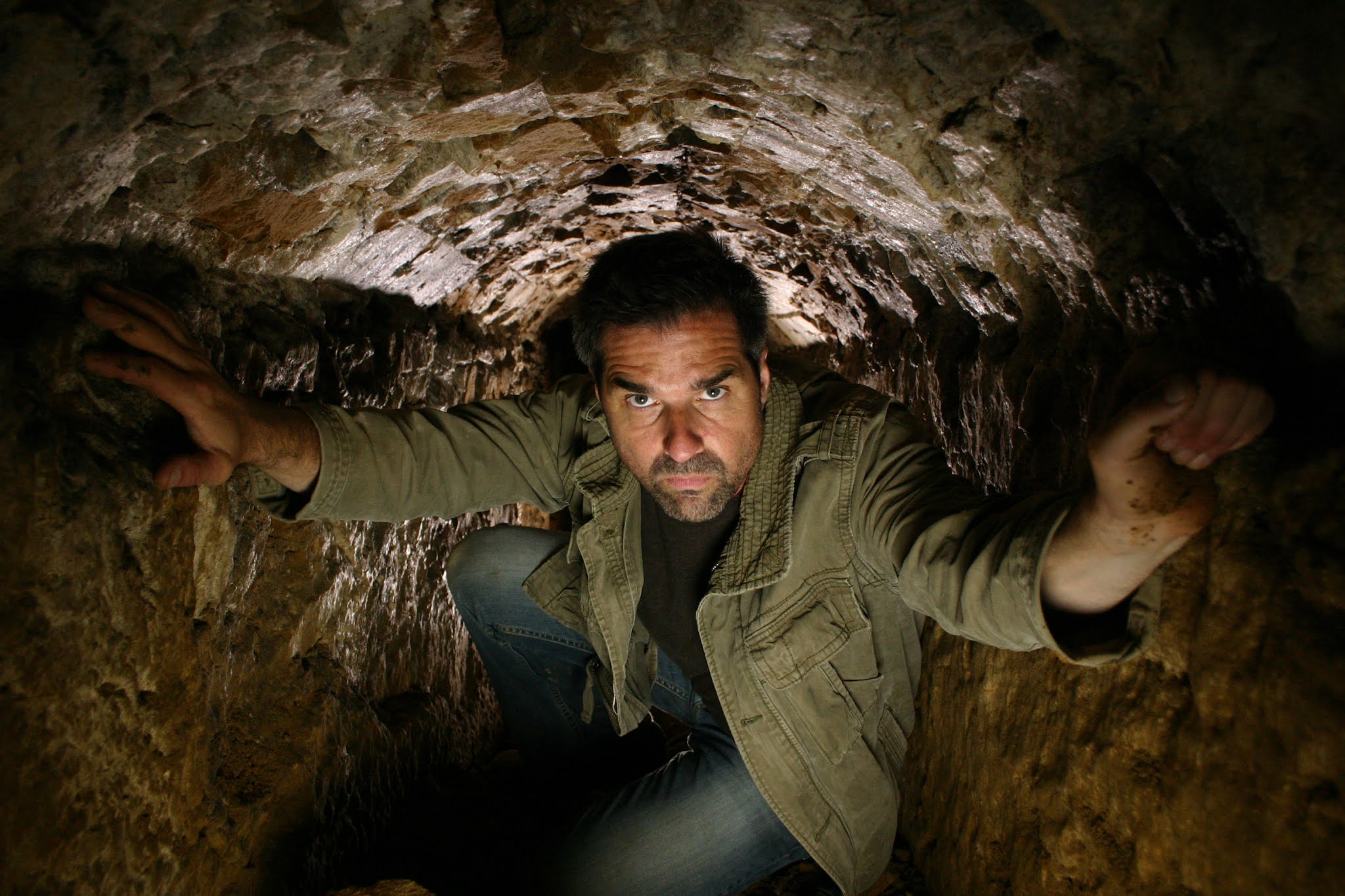 Слизня убивают мечом в подземелье. The hidden dungeon аниме. Подземелье дата выхода серий. Danmachi меч оратории. Данмачи амазонки.