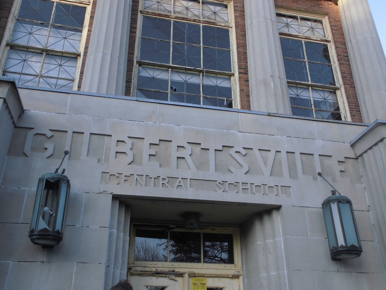 Teedahnoofah Gilbertsville Central School / ギルバーツビル中央学校 / 䢎餌爸子鎮中央學校