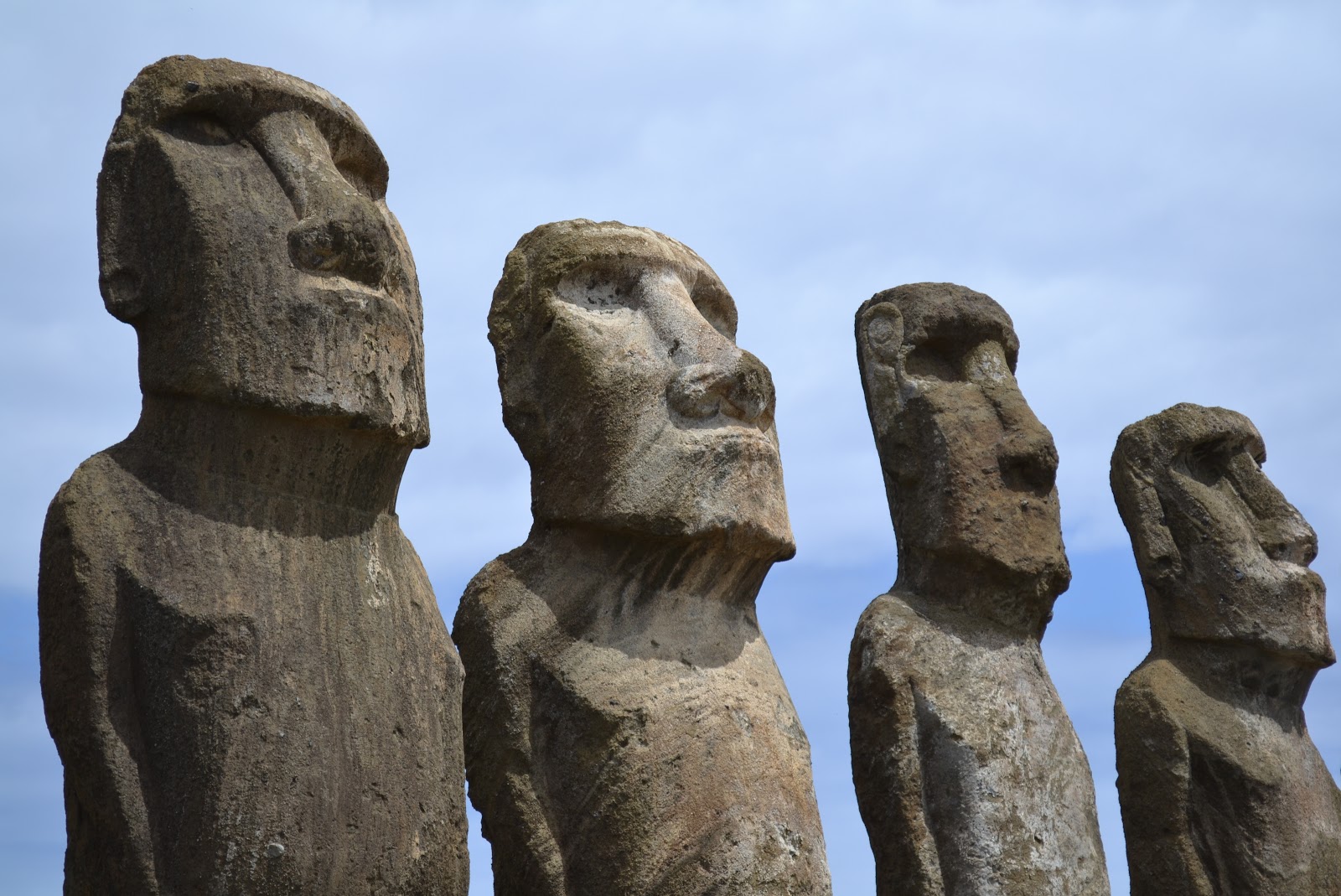 PANAMERICANA: DAS GEHEIMNIS DER MOAIS / THE SECRET OF THE MOAIS / EL ...