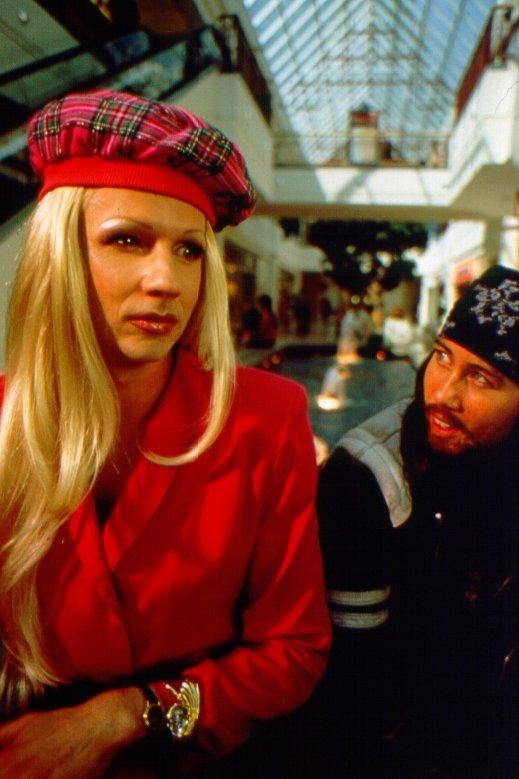 Into the Wild ． 吳蚊蚊浮遊記 The Origin Of Love