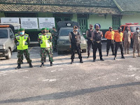 Antisipasi Peningkatan Sebaran Covid-19, Petugas Gabungan Di Bojonegoro Patroli Bersama Antisipasi Peningkatan Sebaran Covid-19, Petugas Gabungan Di Bojonegoro Patroli Bersama