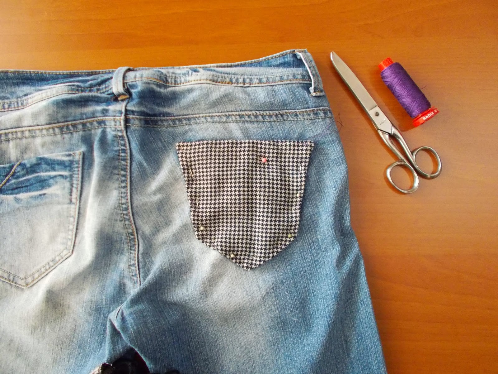 TUTORIAL COME PERSONALIZZARE UN JEANS 1