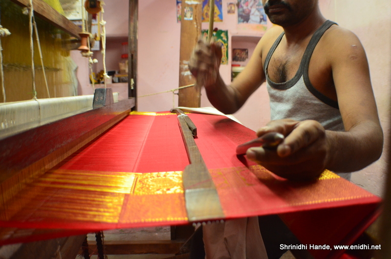 Kancheepuram Silk Sarees Weavers colony visit eNidhi India Travel Blog