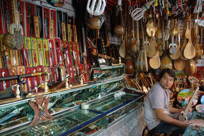  Pasar  Seni  di Xinjiang China China Indonesia Information