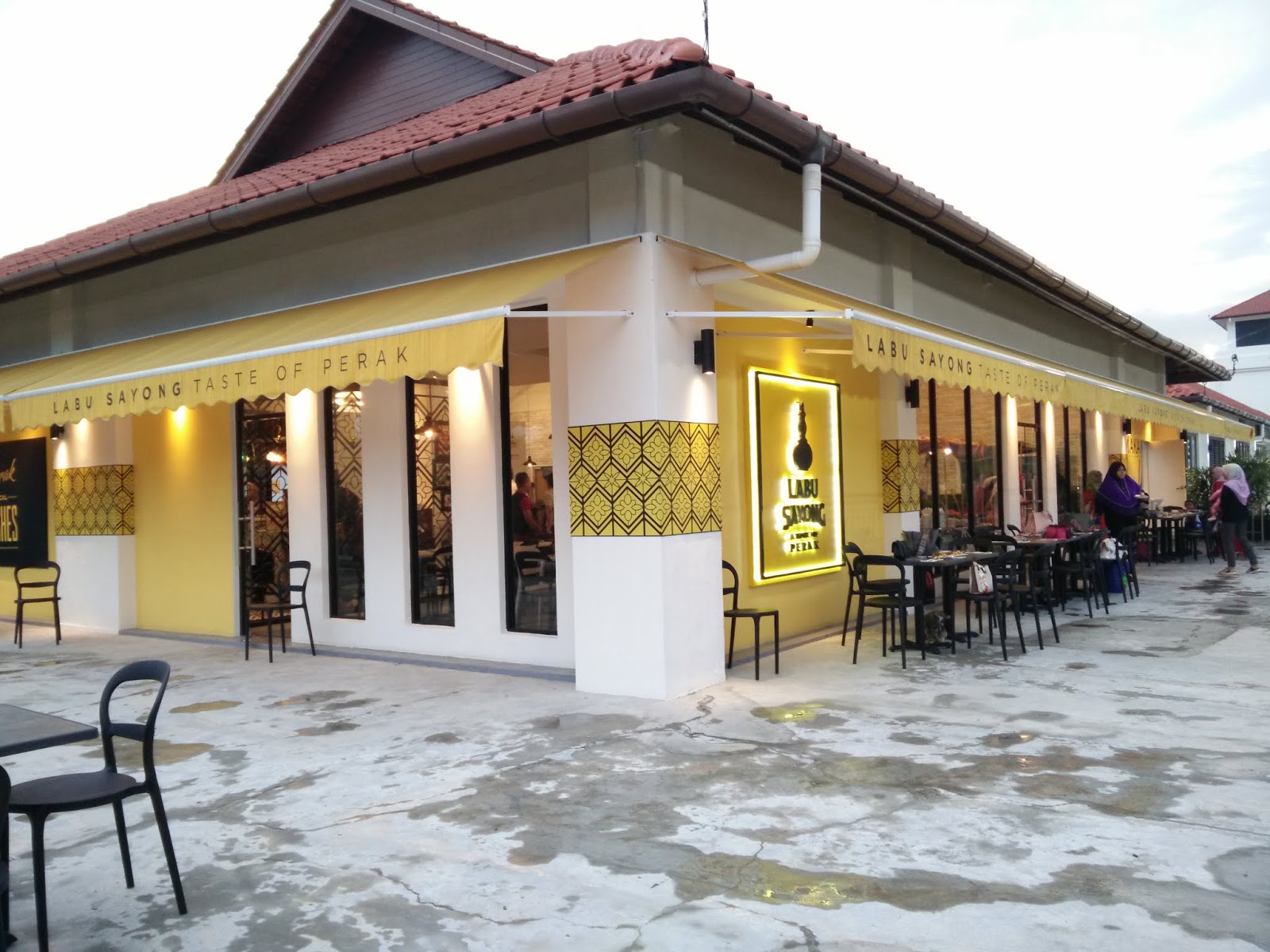 Labu Sayong Cafe