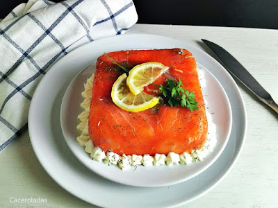 pastel de salmón ahumado