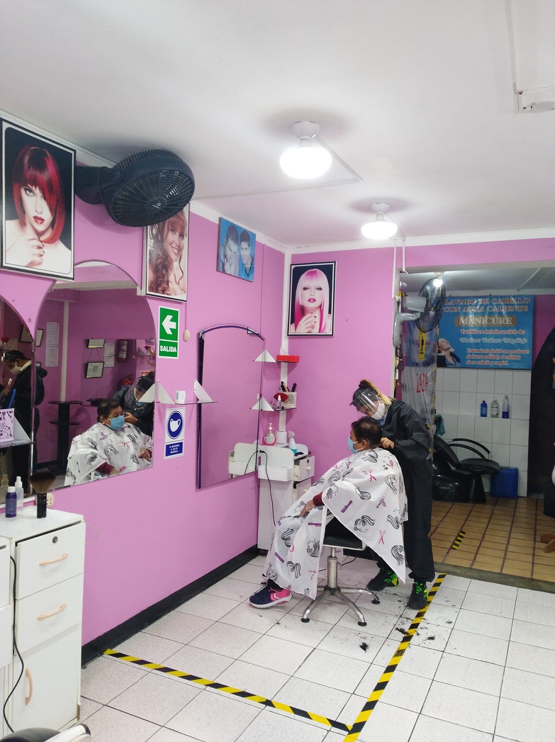 Peluquerias y Centros de Belleza