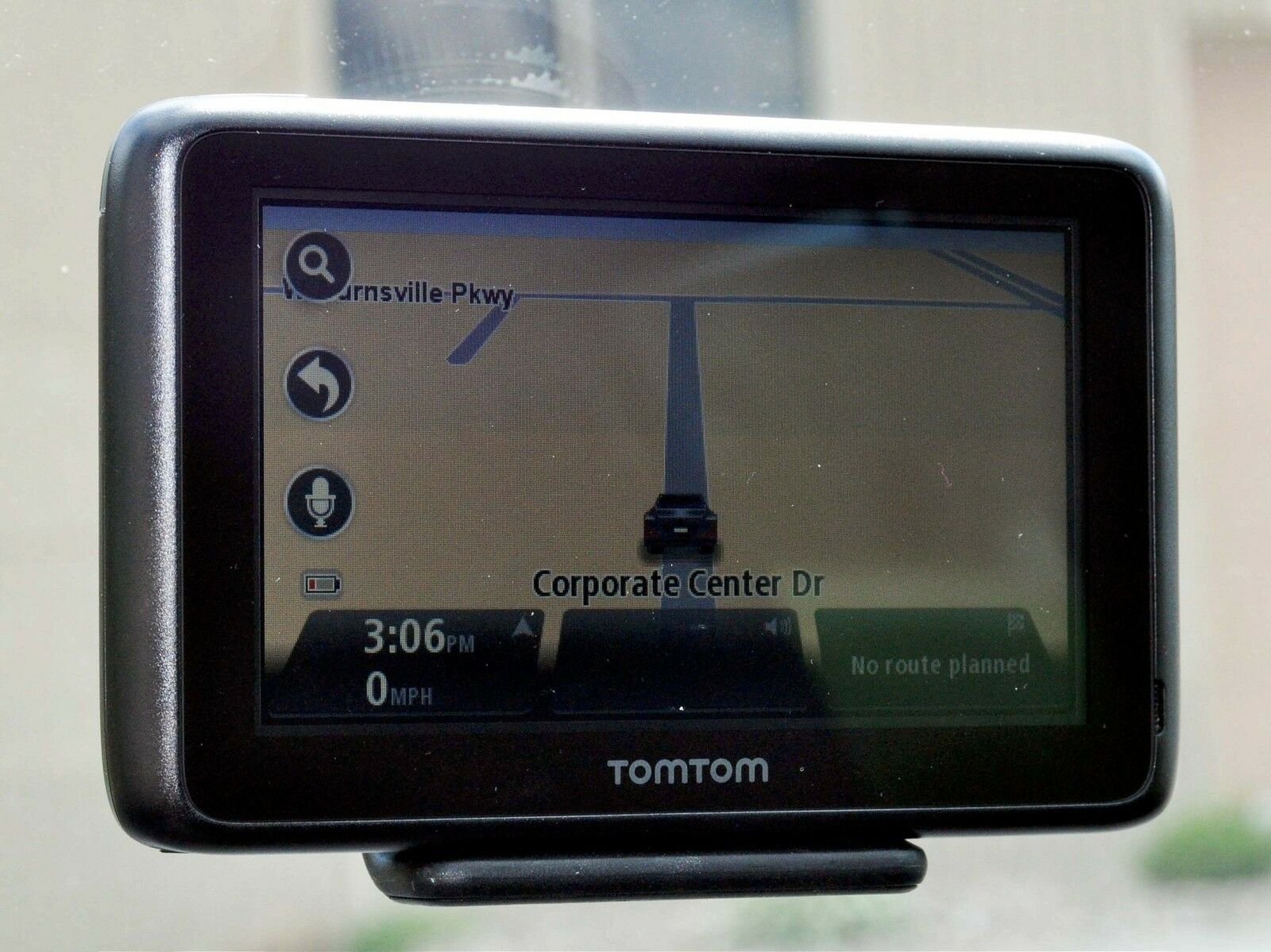 TomTom GPS — Traffic Alerts, Maps, Apps, 52% OFF