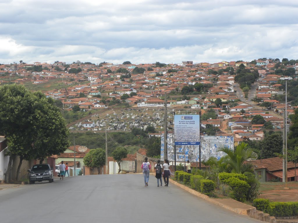 TURISTANDO PELO MUNDO CAPELINHA CIDADE UNIVERSITÁRIA E PROGRESSISTA TURISTANDO PELO MUNDO CAPELINHA CIDADE UNIVERSITÁRIA E PROGRESSISTA