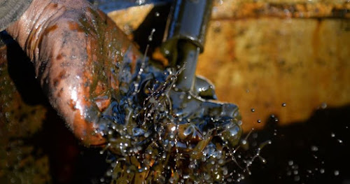 Apakah Minyak Bumi Dapat Diperbarui ? Ini Penjelasannya