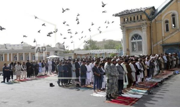 Warga Afghanistan Semakin Rajin Ibadah & Meramaikan Masjid Semenjak Taliban Berkuasa