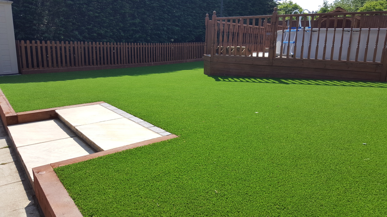 How to Maintain Your Artificial Lawn?