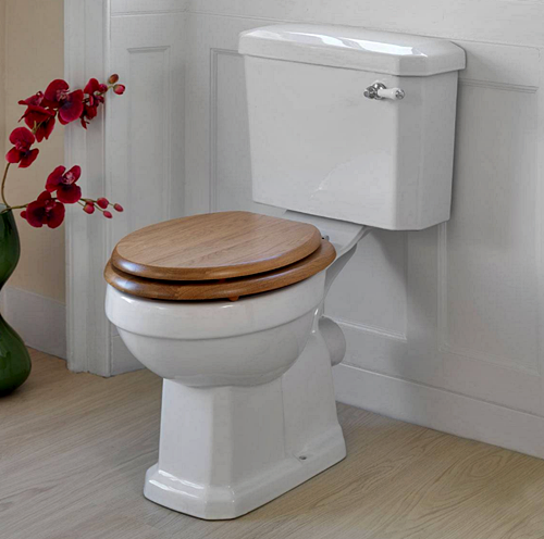 Kamar Mandi Minimalis: Memilih Closet Duduk Atau Jongkok Dari Sisi