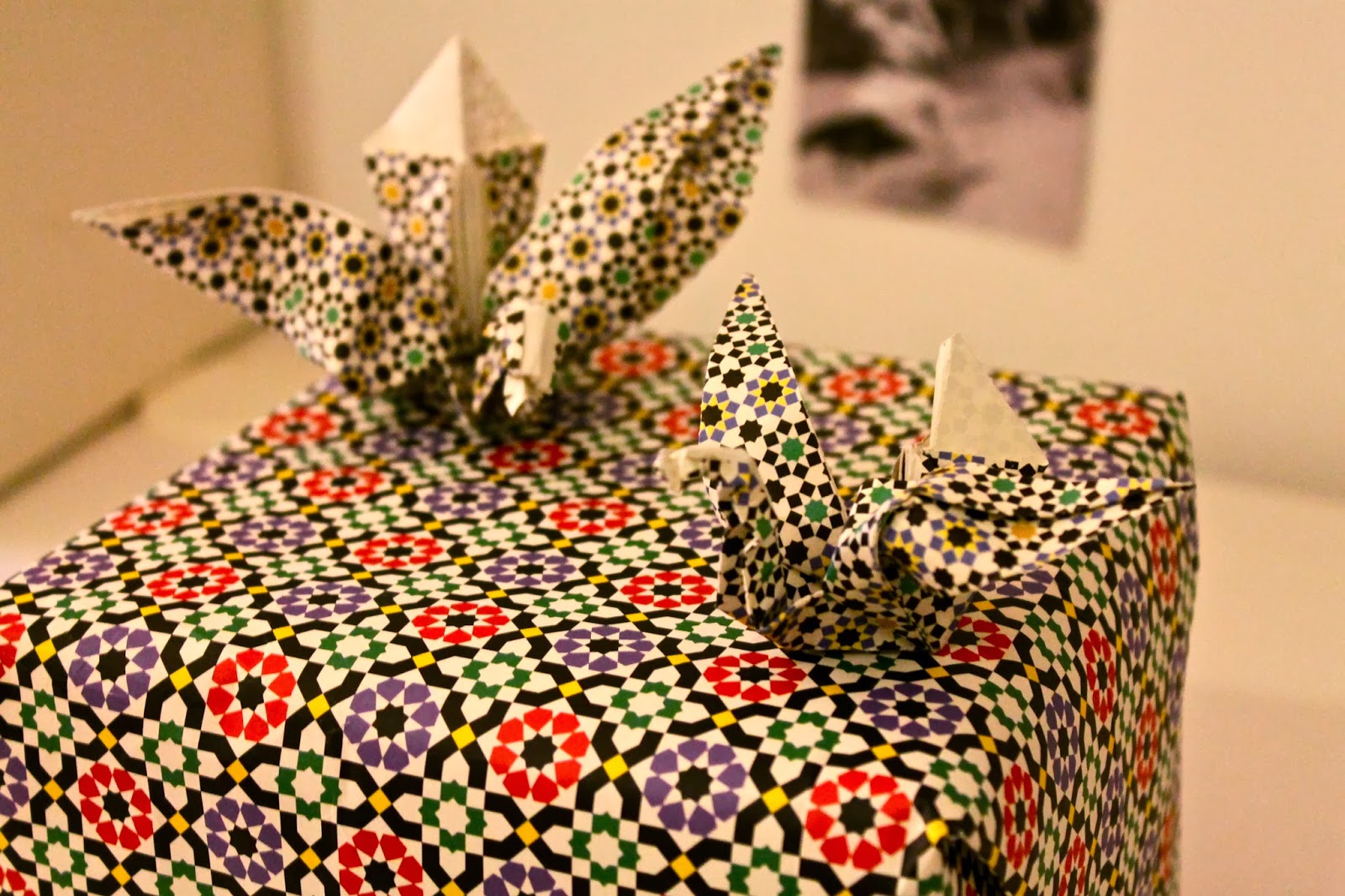 Tulip & Lily Gift Wrapper with Origami Swans