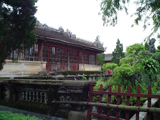 Hung-Mieu Temple intérieur de la Citadelle de Hue