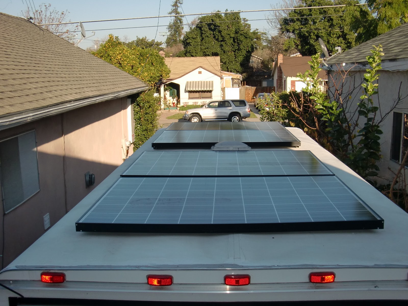 solar panels on travel trailer