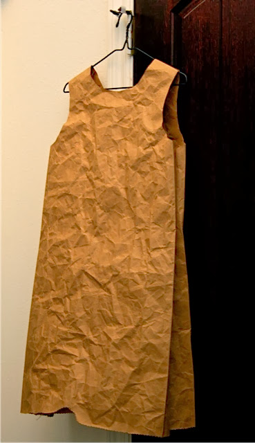 b + w: diy paper bag princess costume