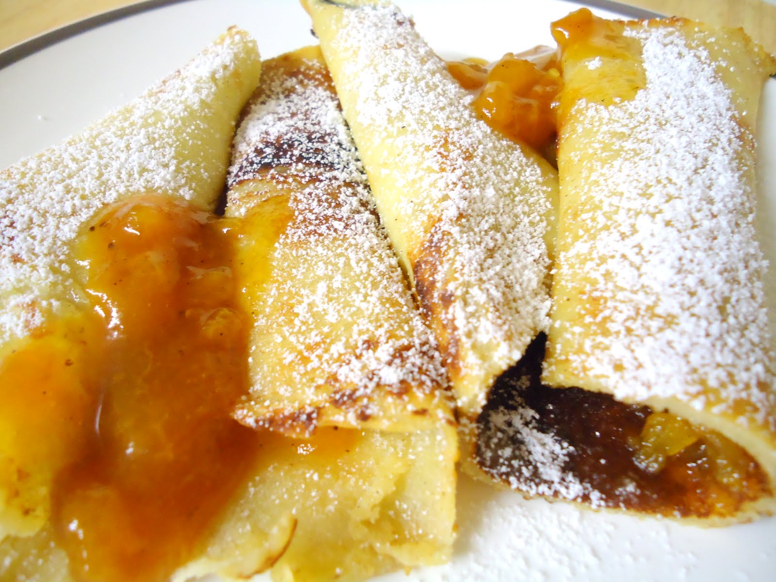 Martinas Kochküche: Buttermilch- Pfannkuchen mit Aprikosen-Vanille -Röster