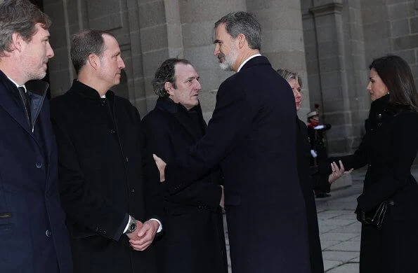 King Felipe, Queen Letizia. former King Juan Carlos, former Queen Sofia, Princess Beatrix, infanta Elena and infanta Cristina