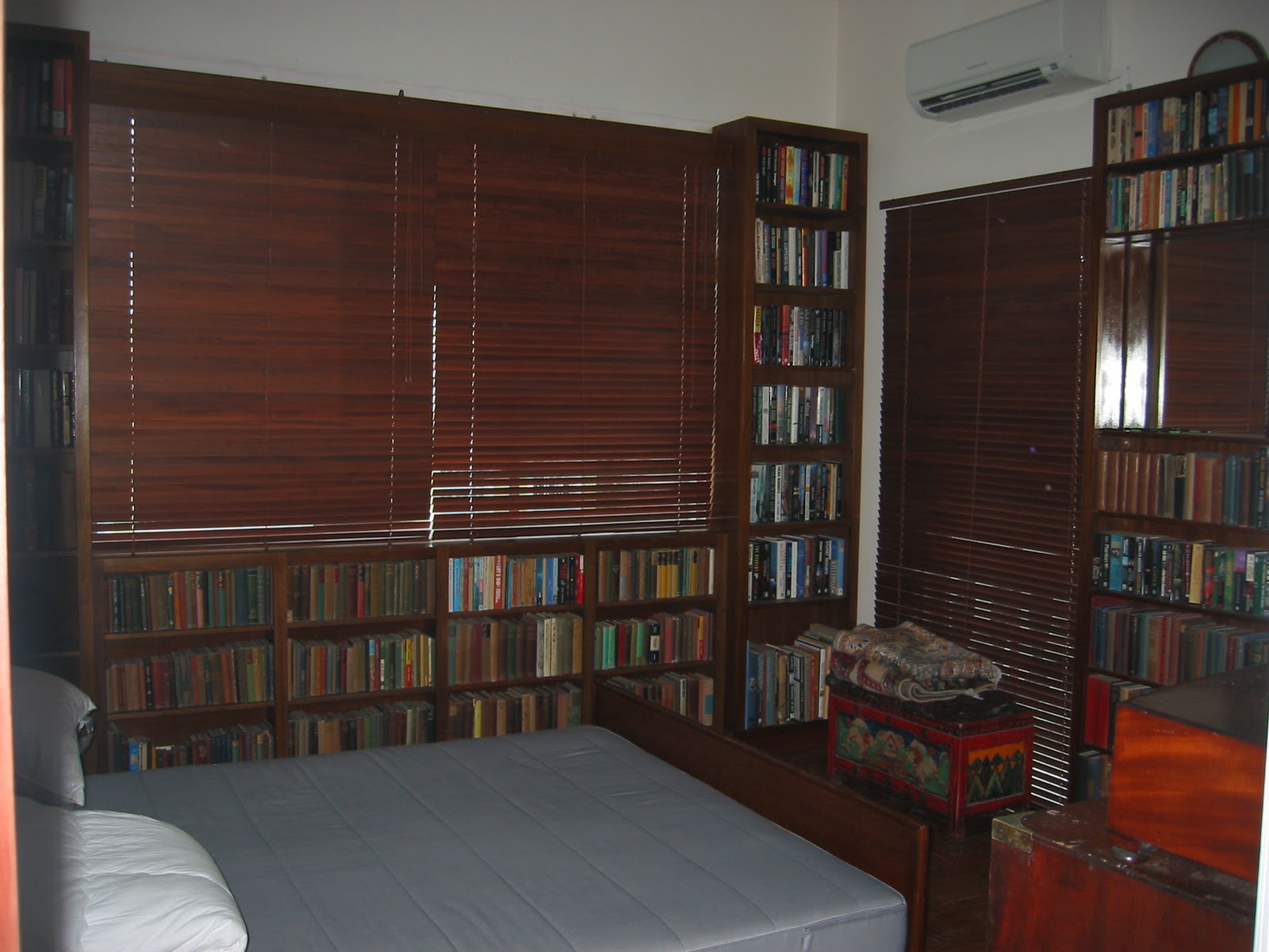 Custom Furniture, Singapore book shelves