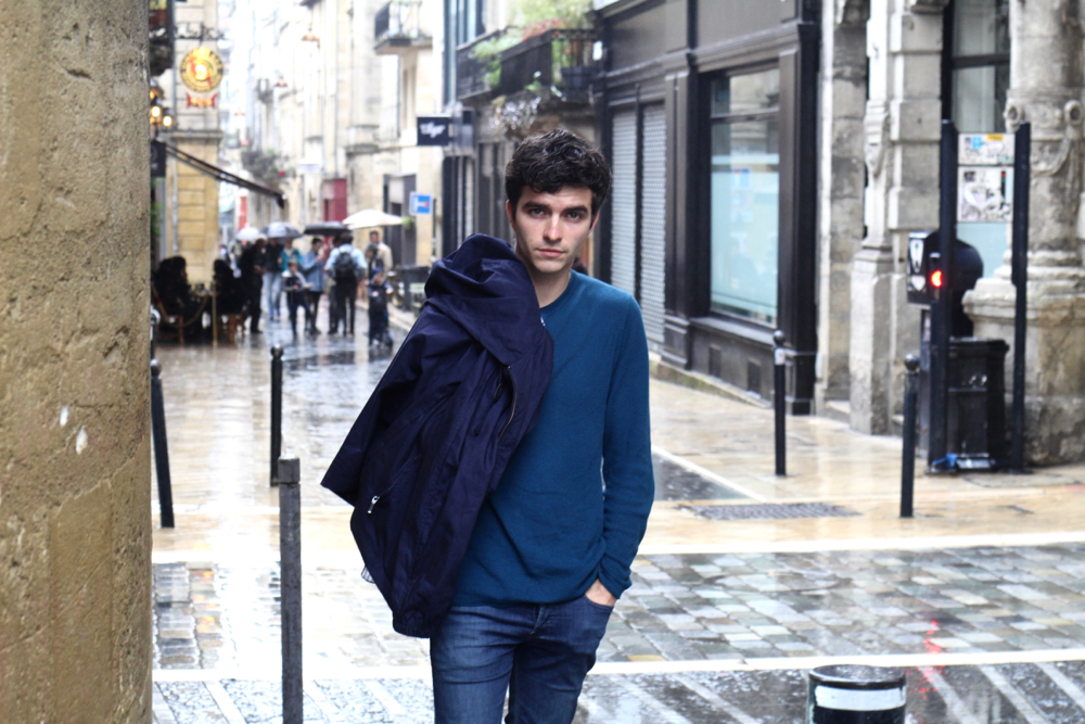 blog-mode-style-homme-paris-bordeaux-somwhere-echarpe-cheche-ete-vetement-bleu-churchs-leyton-coupe-vent-deperlant-impermeable-menstyle-french-blog-bordeaux