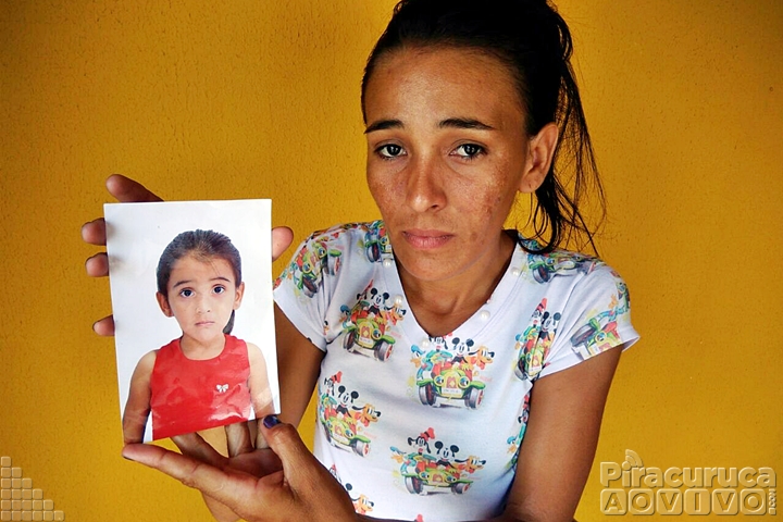 Mãe pede ajuda para tratar a filha que está perperdendo a visão - Imagem 1