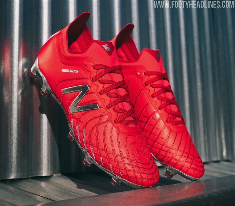 Stunning New Balance 25Years Anniversary Boots Released