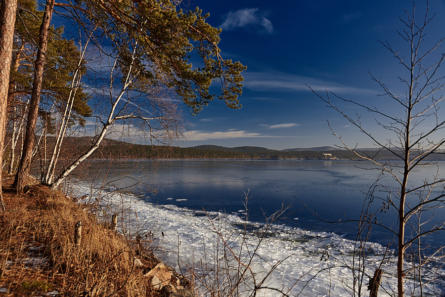 Погода в тургояке на 10 дней. Тургояк зима. Озеро Тургояк. Озеро Тургояк зимой.