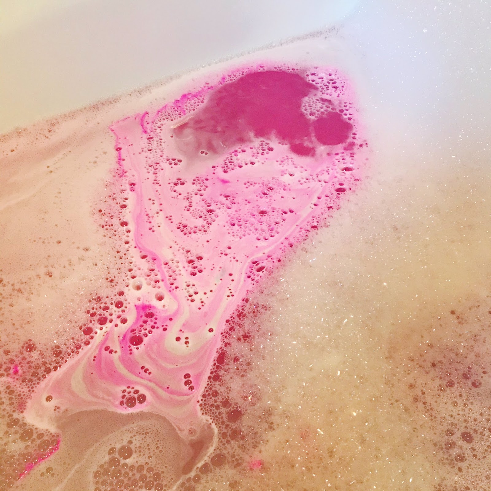 Lush Snow Fairy Bath Bomb Review Food and Other Loves