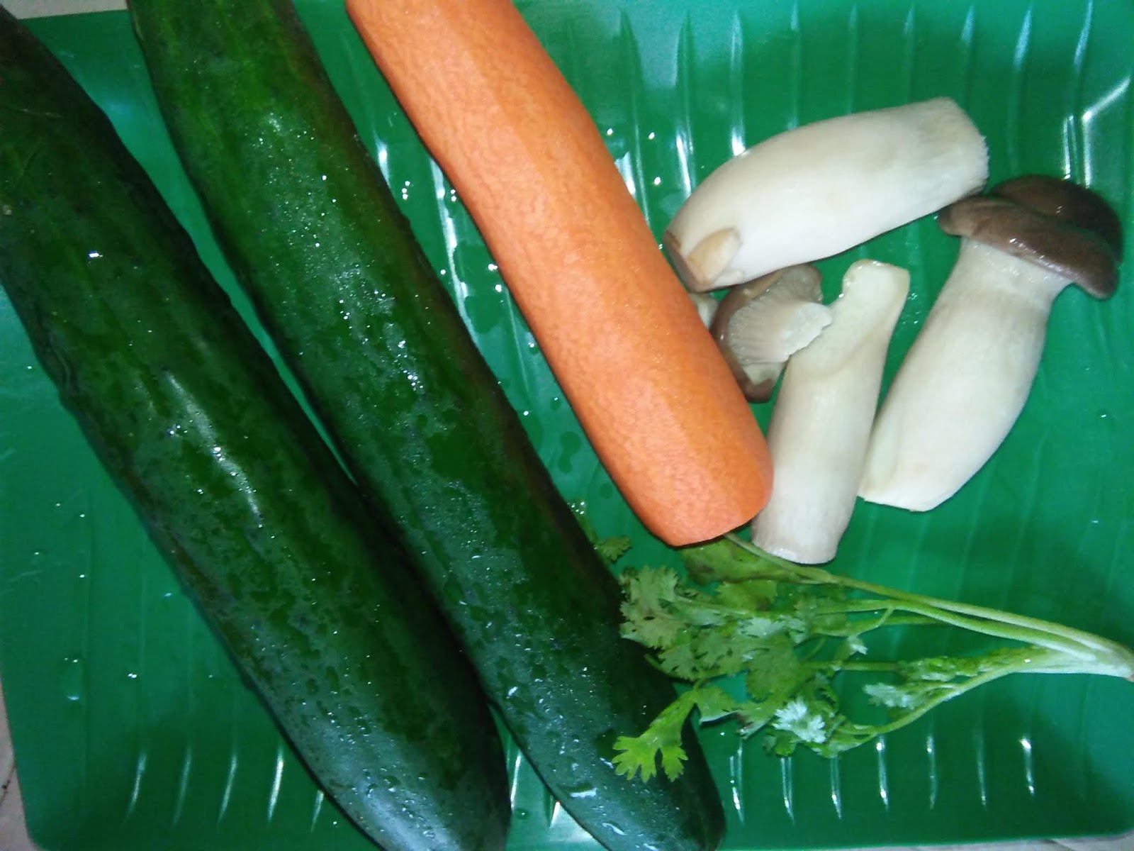 Cooking Pleasure ZUCCHINI ERYNGII MUSHROOM SALAD