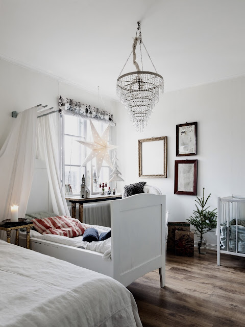 Shabby chic accents in a festive Nordic home