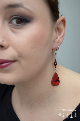 Boucles oreilles pâte polymère marbre rouge Sculpey Pardo Stenna Création