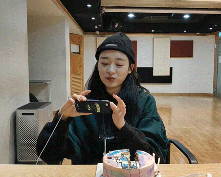 언니팬들한테 집착하는 에이프릴 진솔 | 인스티즈