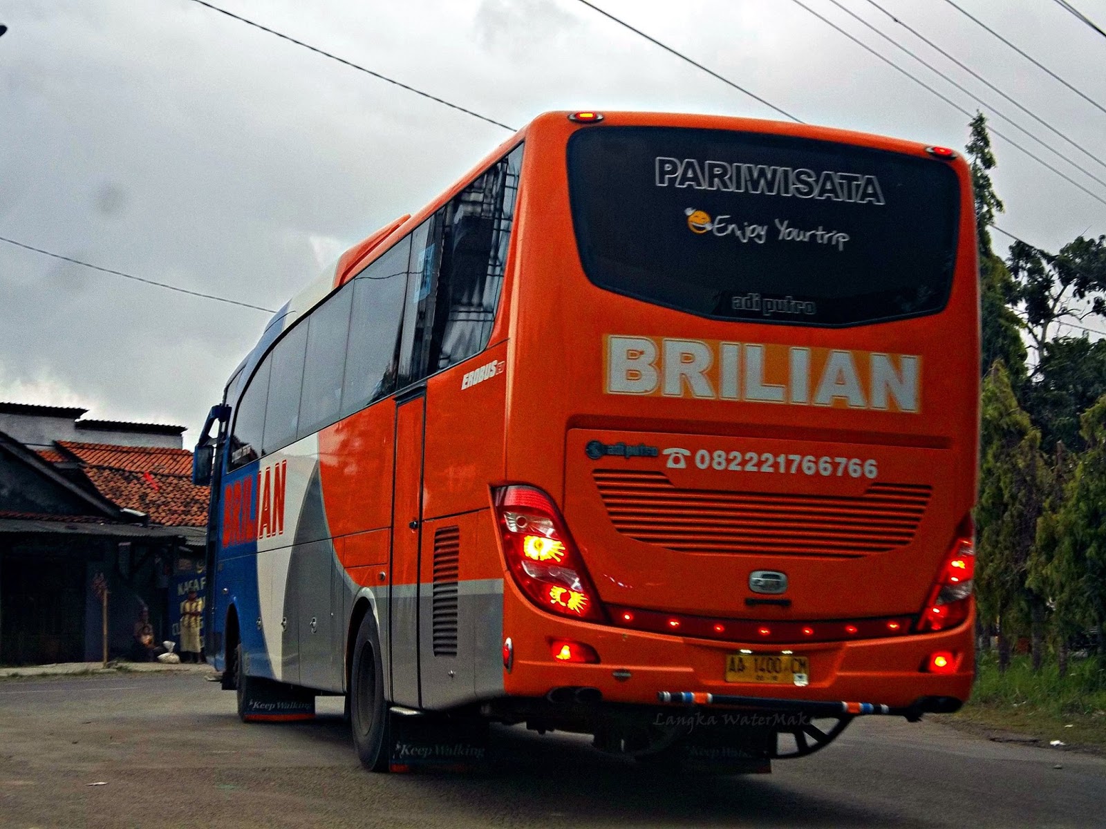 Brilian Bus Pariwisata: Mengukir Kenangan Tak Terlupakan di Setiap Perjalanan