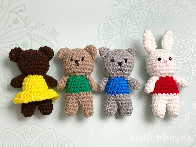 5 Little Monsters: 24 Quick Crochet Projects for Summer