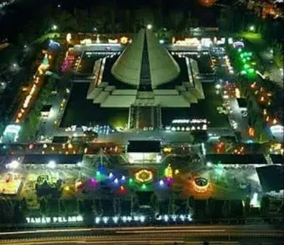 Harga Tiket Masuk Lokasi Taman Pelangi Monjali Wisata Malam Yang Hits Di Yogyakarta Jejak Kenzie