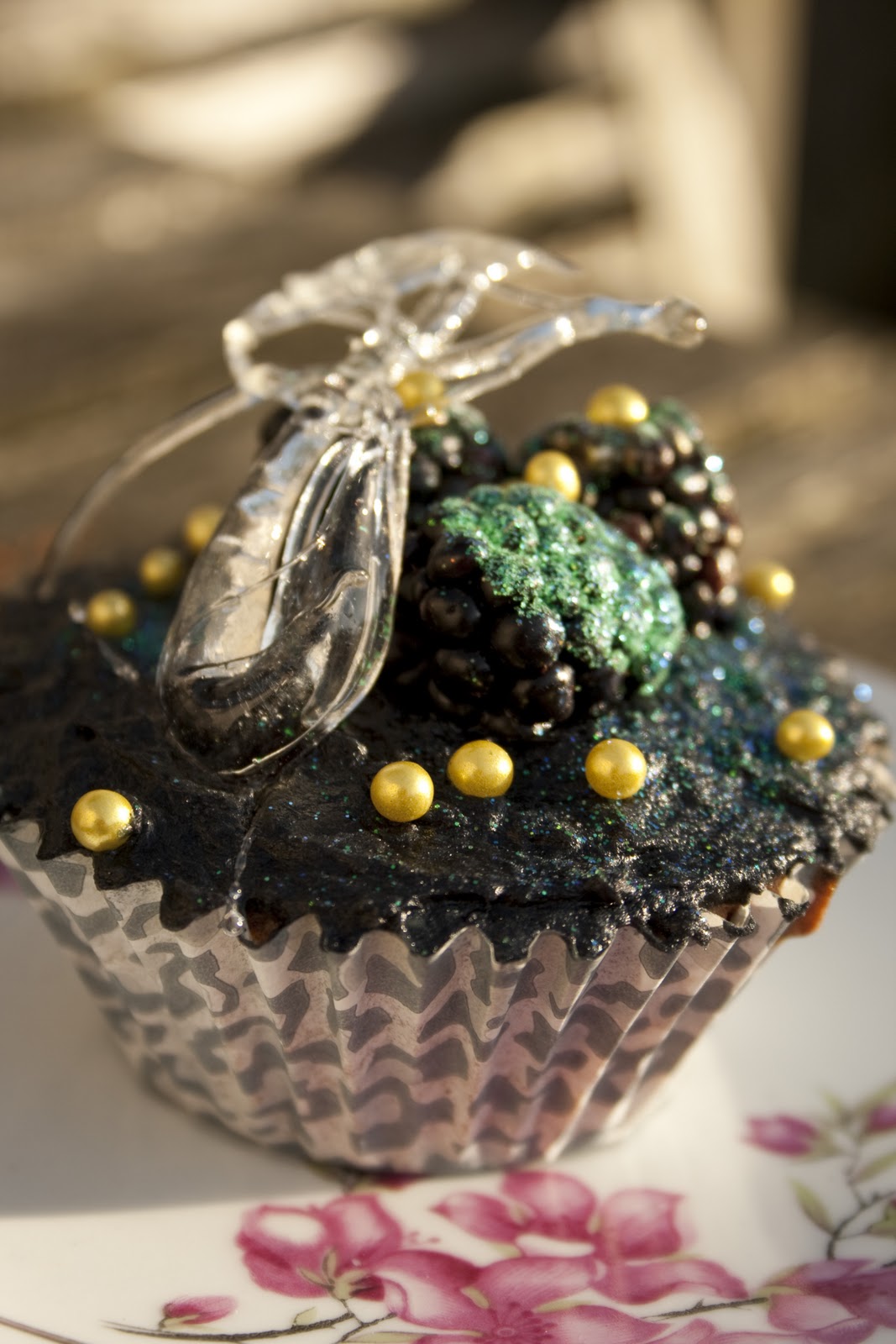 Sugar Lumps Confectionery Black Buttercream