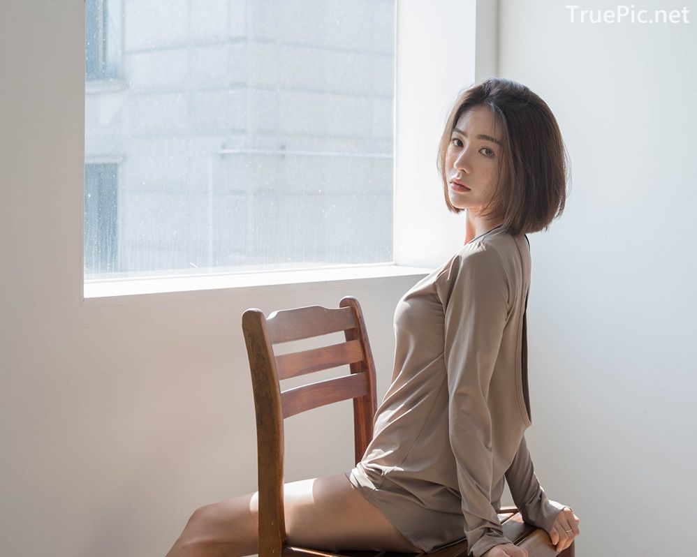 Korean model and fashion - An Seo Rin - Swimwear studio photoshoot - Picture 12