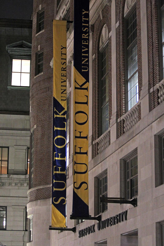 THE WORLD UNIVERSITY Suffolk University