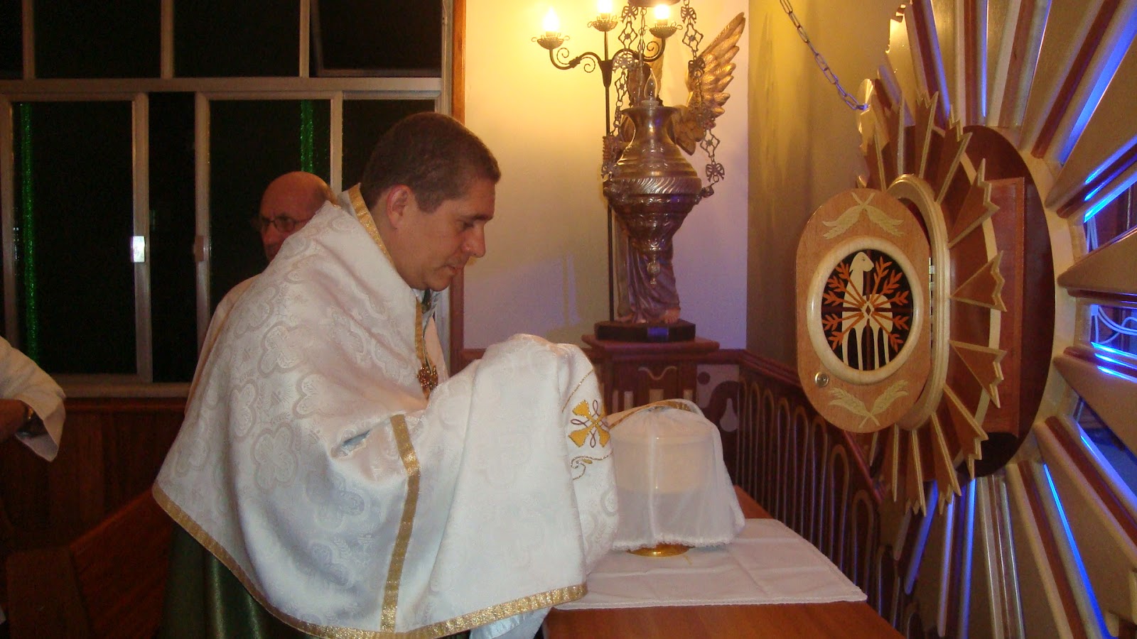 VICARIATO URBANO: INÍCIO DA NOVENA DE SANTA EDWIGES E BENÇÃO DO NOVO