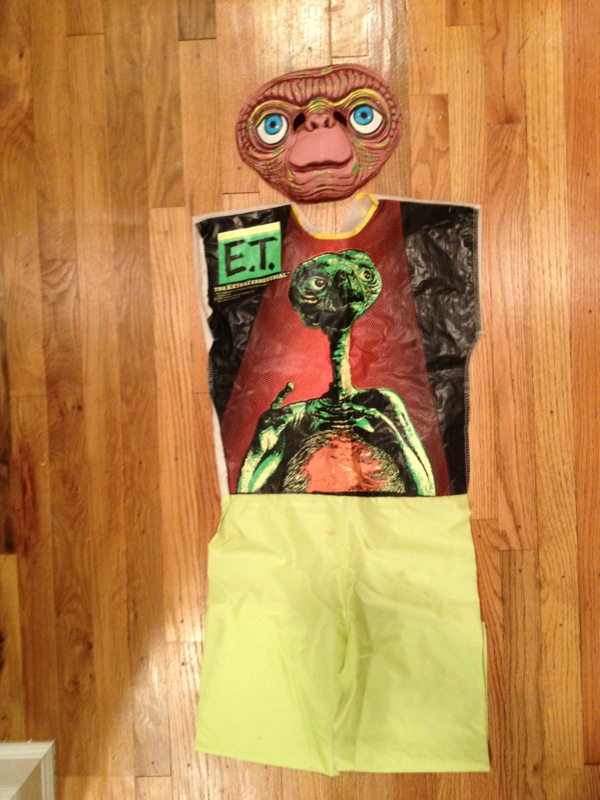 Unpunched E.T. Halloween Costume Day 4
