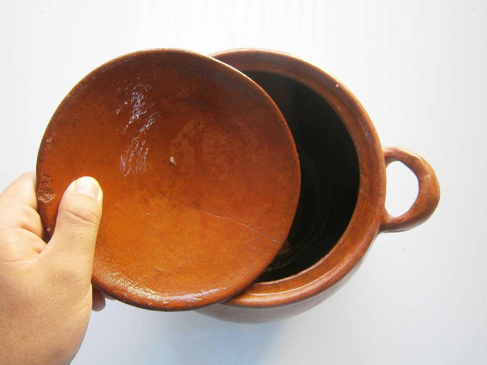 Olla de barro usado en la cocina peruana y otras cocinas del mundo