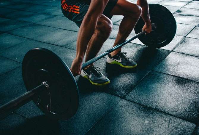  How to Deadlift properly?