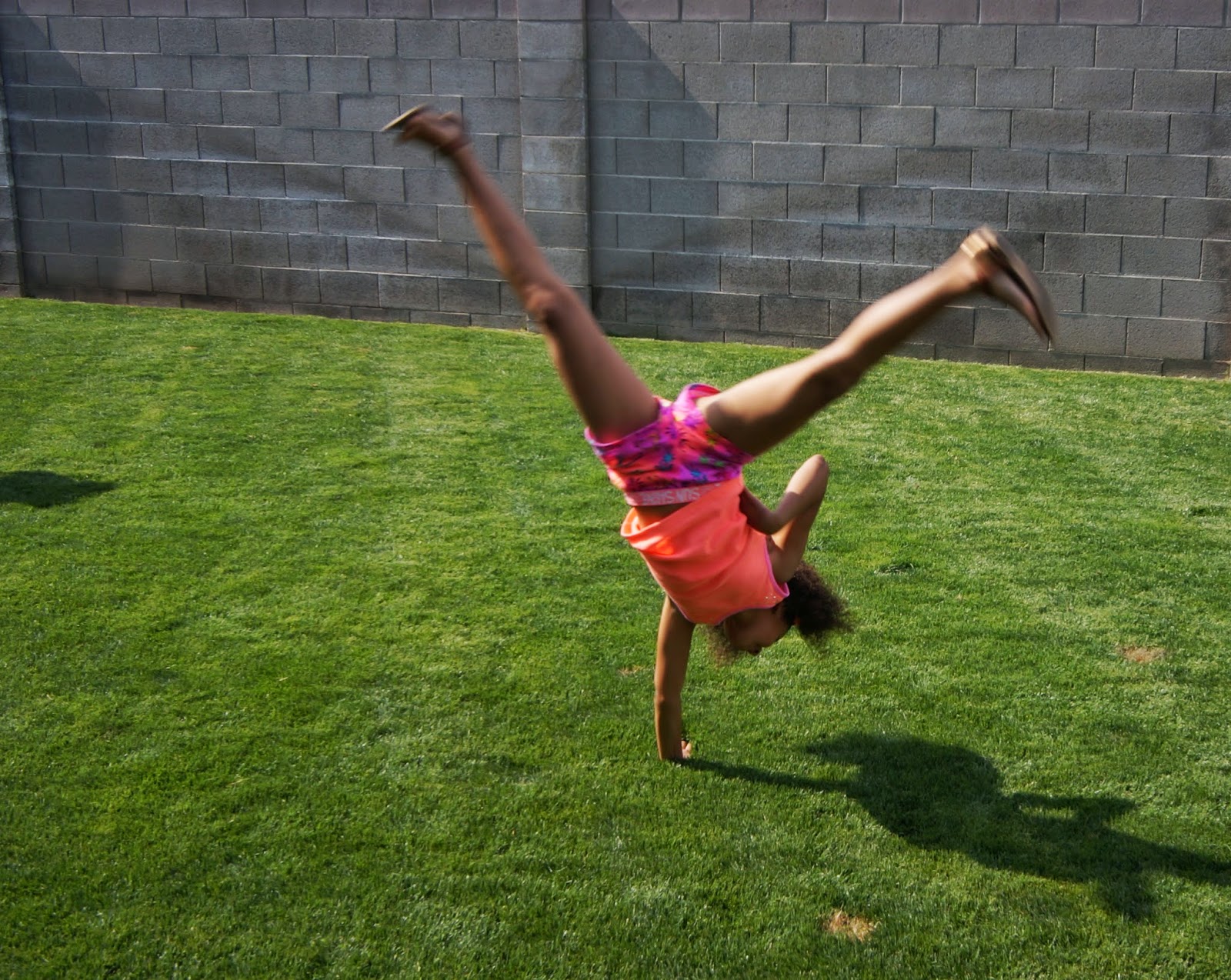 photos A6000 backyard gymnastics