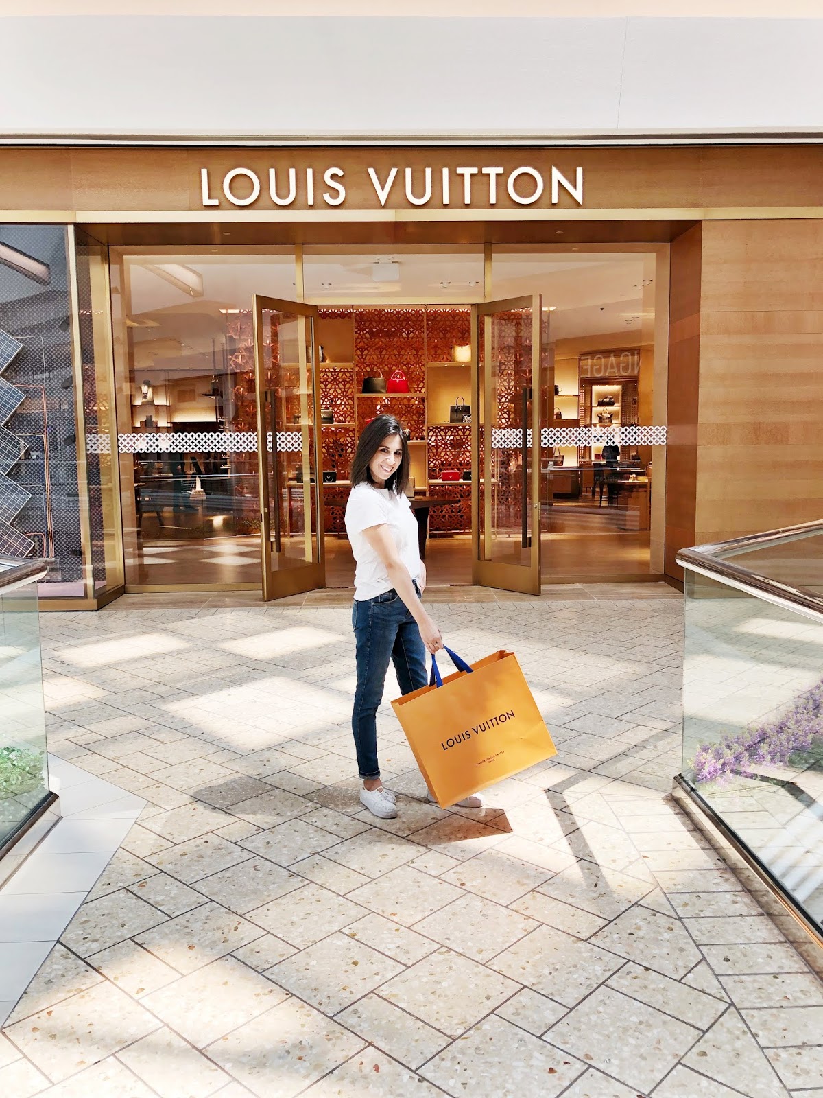 The Nerdy Girlie: What Purchasing a Louis Vuitton Purse has Taught Me | Louis vuitton purse ...