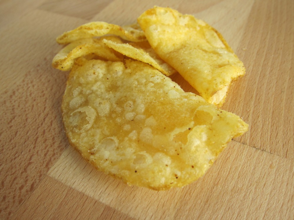 Review Maple Bacon Kettle Brand Potato Chips