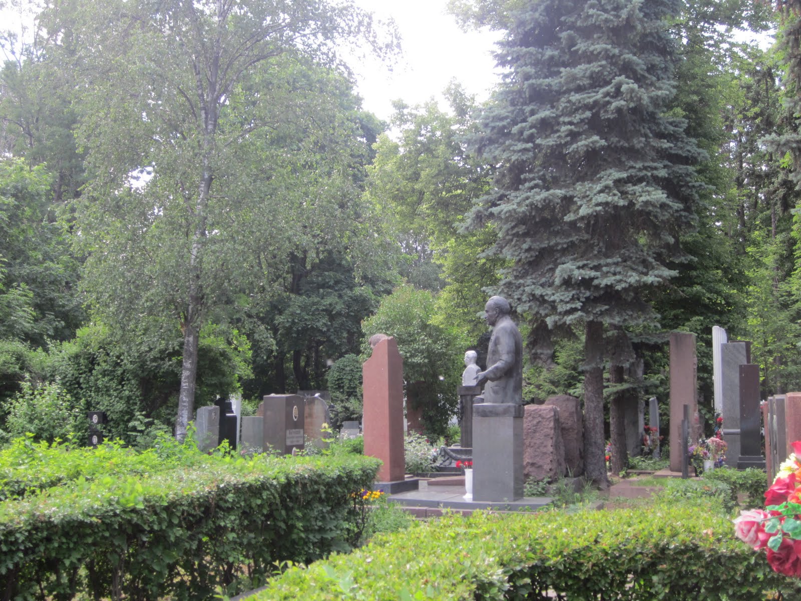 Головинское кладбище в москве