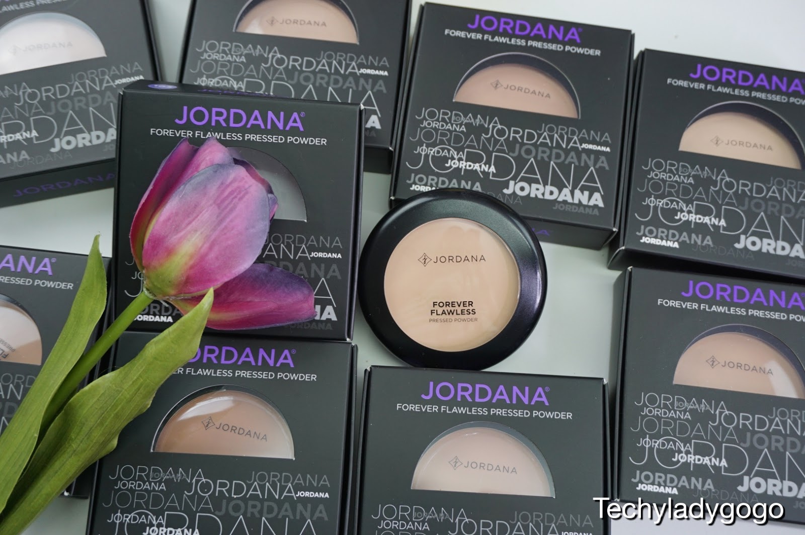 JORDANA FOREVER FLAWLESS PRESSED POWDER รีวิวแป้งจอร์ดาน่า ฉายาแป้ง