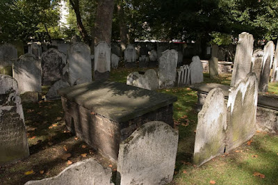 Ghana to recycle graves older than 20 years 